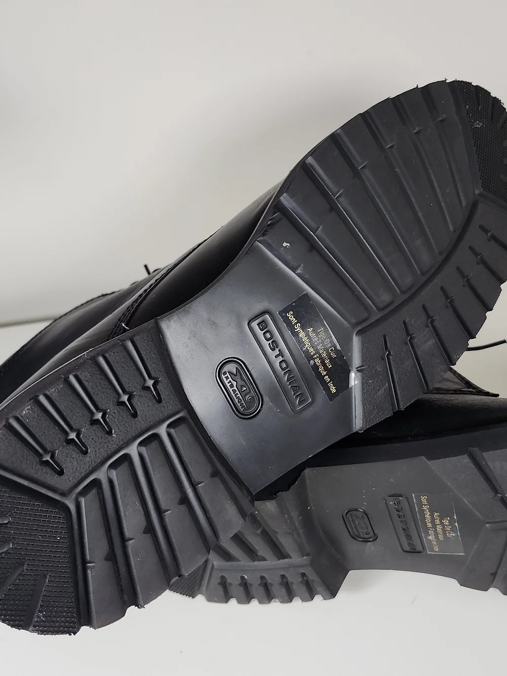 Bostonian Duralight Black Leather Chukka Boots - 11 1/2